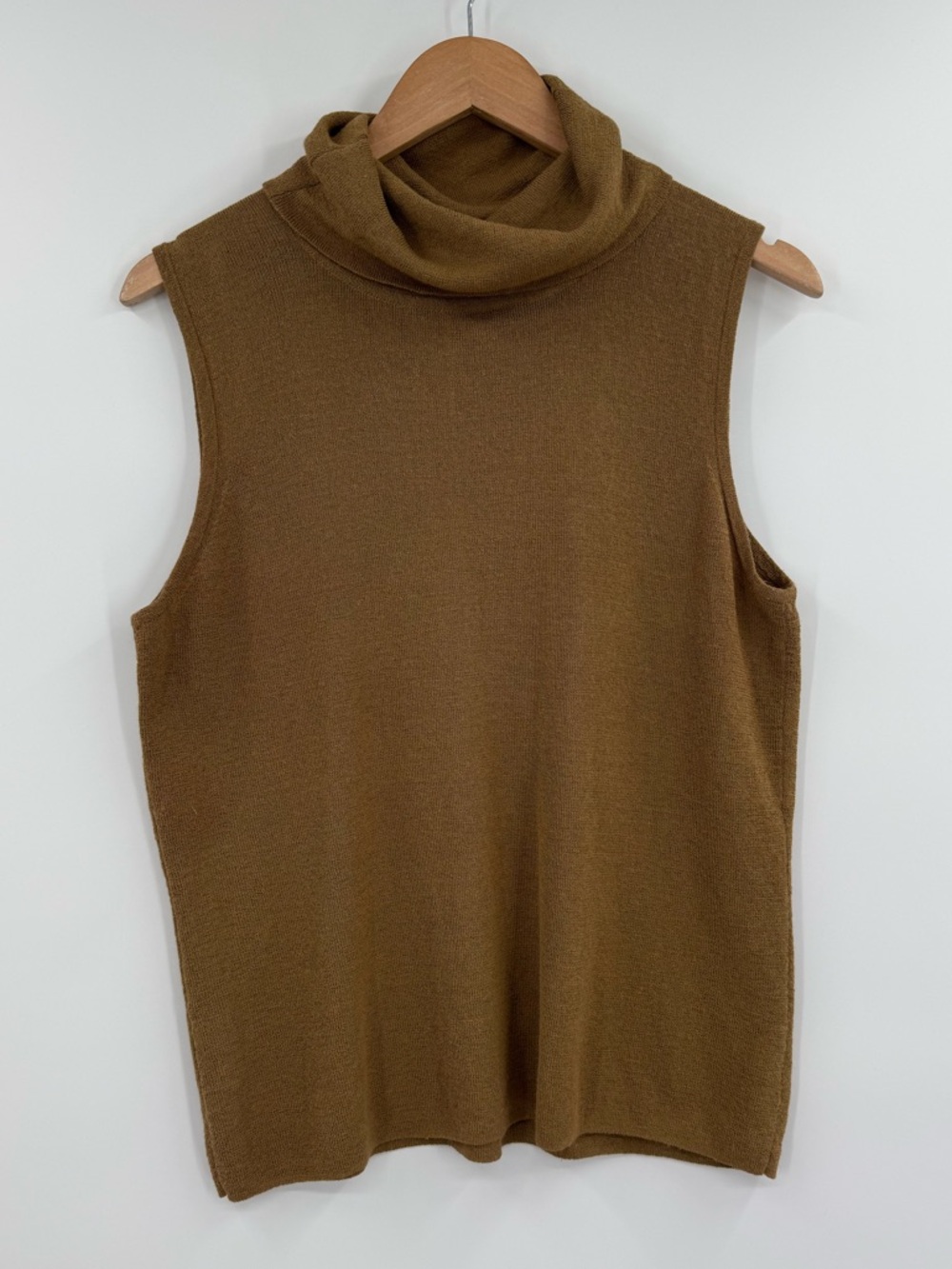 Double D Ranch Linen Blend Turtleneck Sleeveless Sweater Tank | Brown | XL